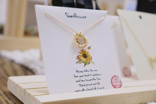 Dainty SunFlower Necklace